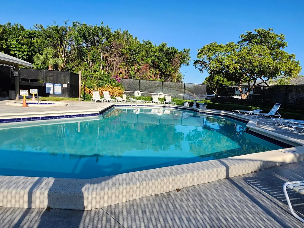 545 Trace Circle Deerfield Beach FL 33441