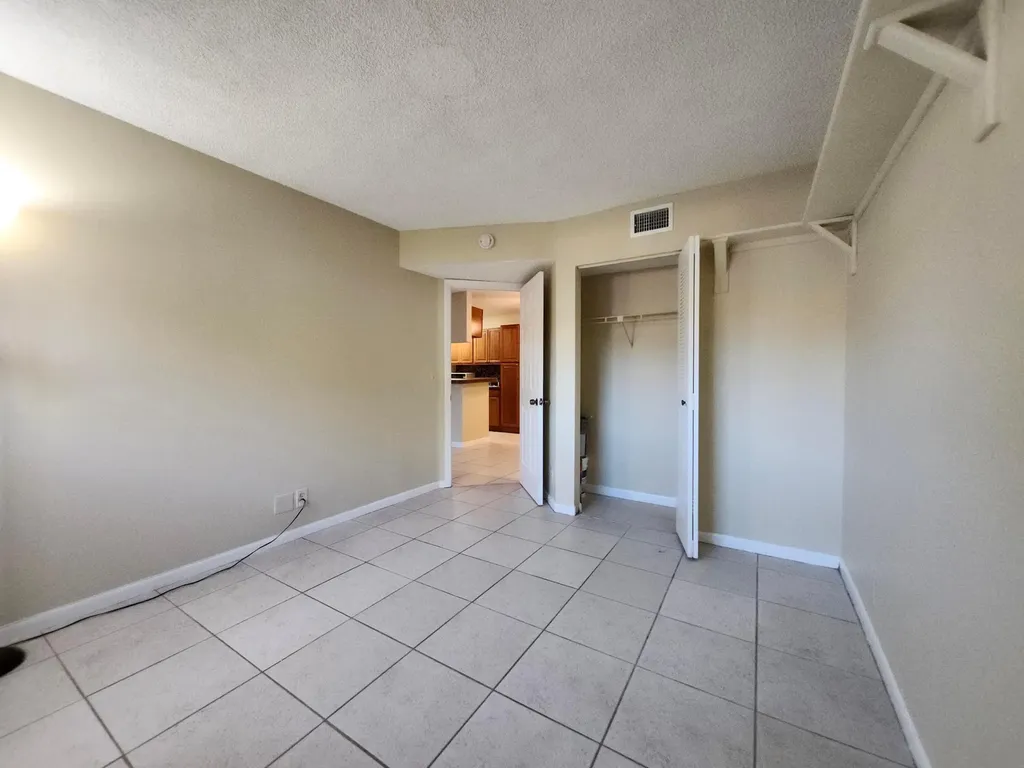 545 Trace Circle Deerfield Beach FL 33441