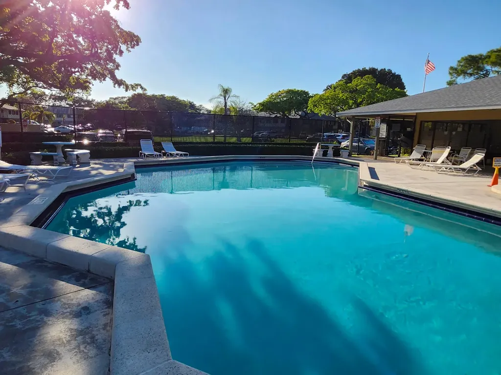 545 Trace Circle Deerfield Beach FL 33441