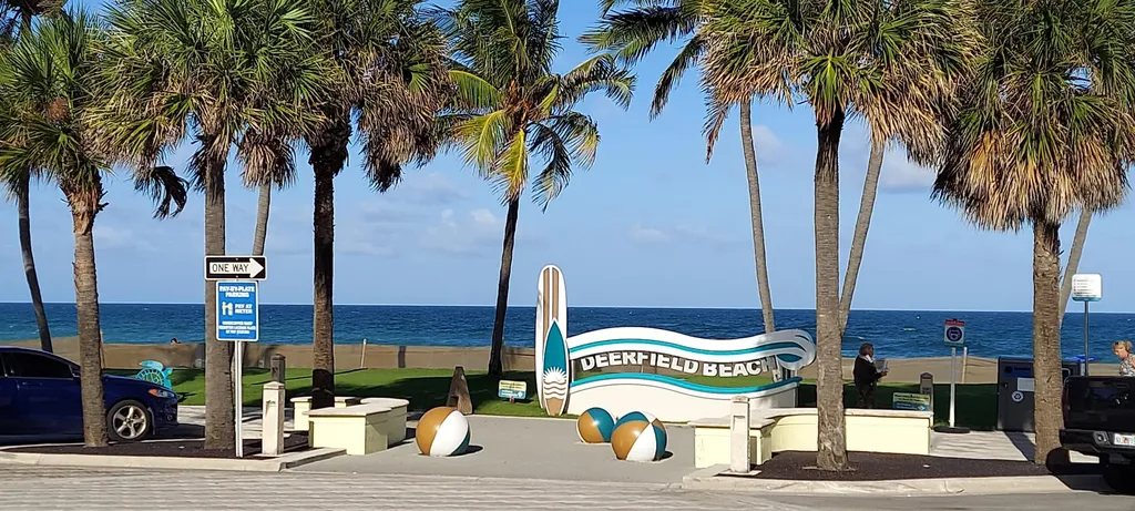 545 Trace Circle Deerfield Beach FL 33441