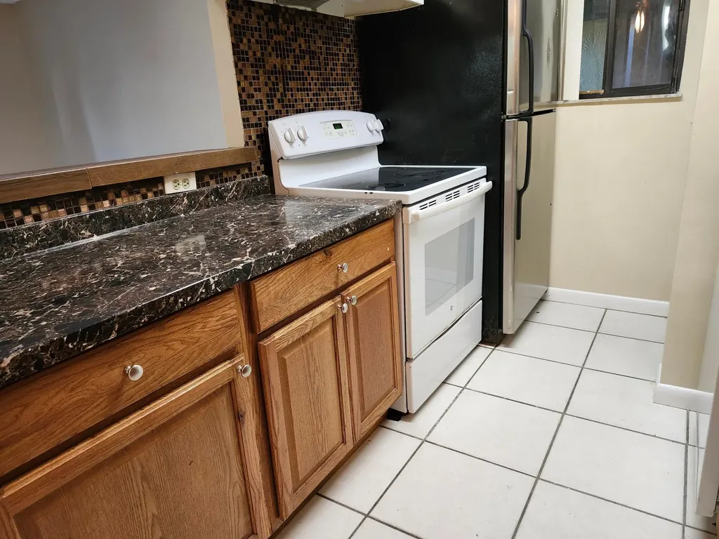 545 Trace Circle Deerfield Beach FL 33441