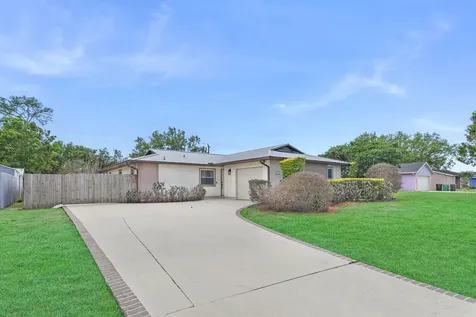 542 NW La Brea Avenue Port St Lucie FL 34983
