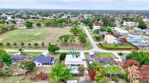 542 NW La Brea Avenue Port St Lucie FL 34983