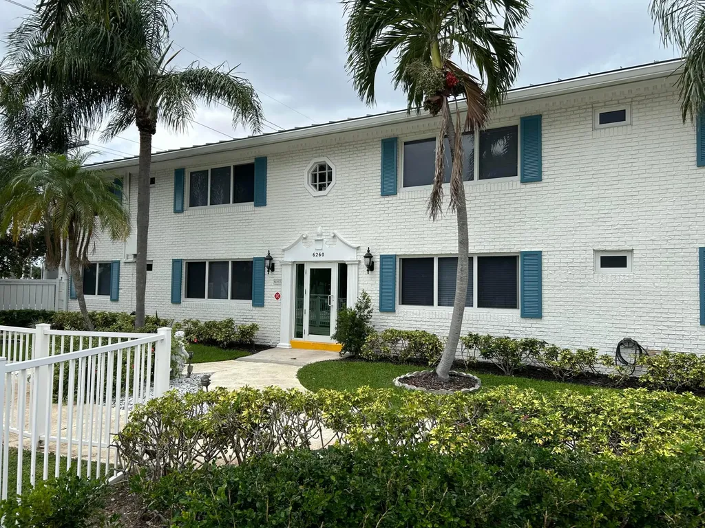 6263 NE 19th Avenue Fort Lauderdale FL 33308