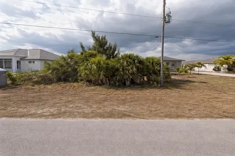 15060 Alsask Circle Port Charlotte FL 33981