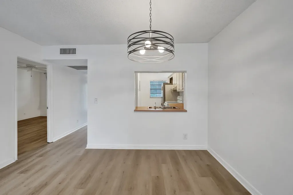 9470 Poinciana Place Davie FL 33324
