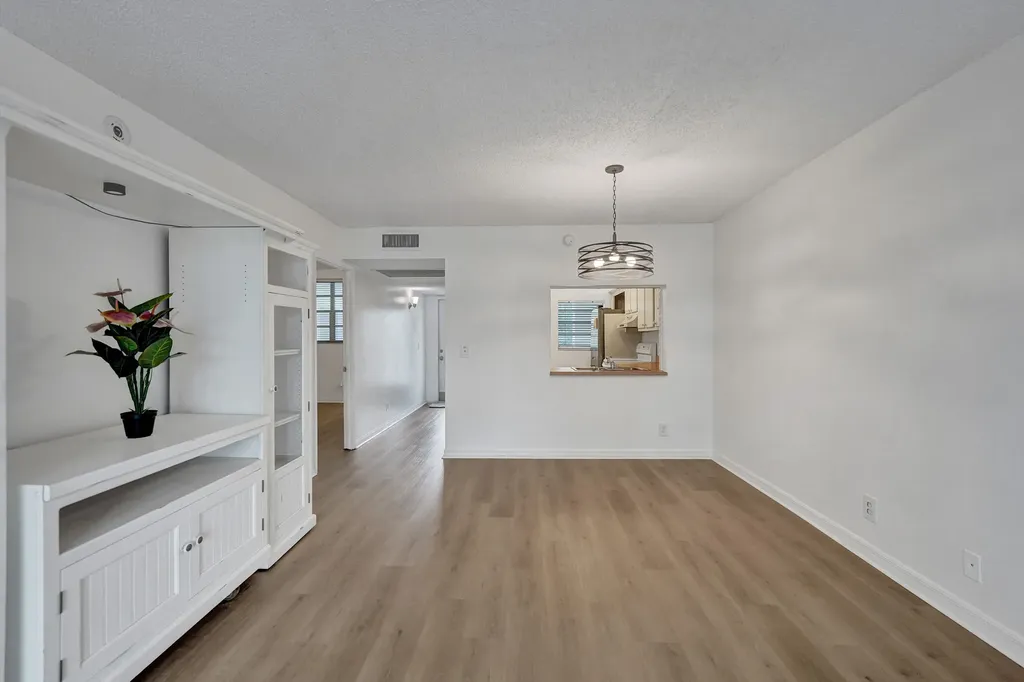 9470 Poinciana Place Davie FL 33324
