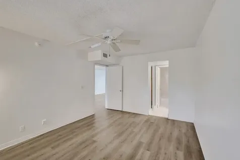 9470 Poinciana Place Davie FL 33324