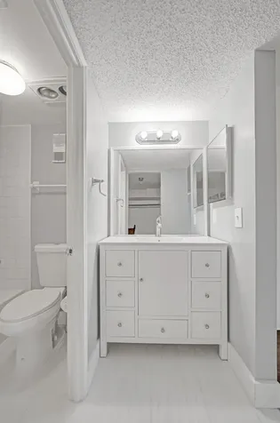 9470 Poinciana Place Davie FL 33324