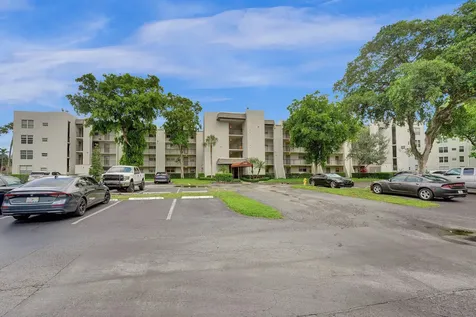 9470 Poinciana Place Davie FL 33324