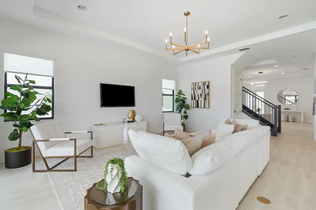 13211 Artisan Circle Palm Beach Gardens FL 33418