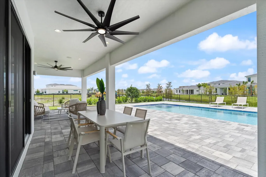 13211 Artisan Circle Palm Beach Gardens FL 33418