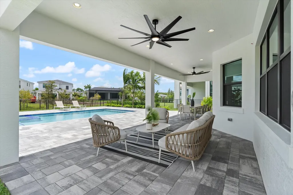 13211 Artisan Circle Palm Beach Gardens FL 33418
