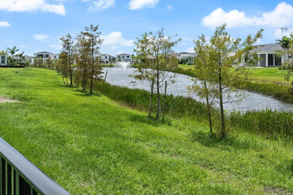 13211 Artisan Circle Palm Beach Gardens FL 33418