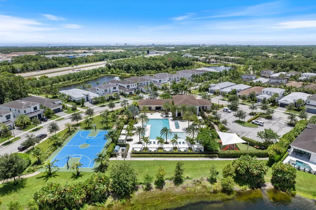 13211 Artisan Circle Palm Beach Gardens FL 33418