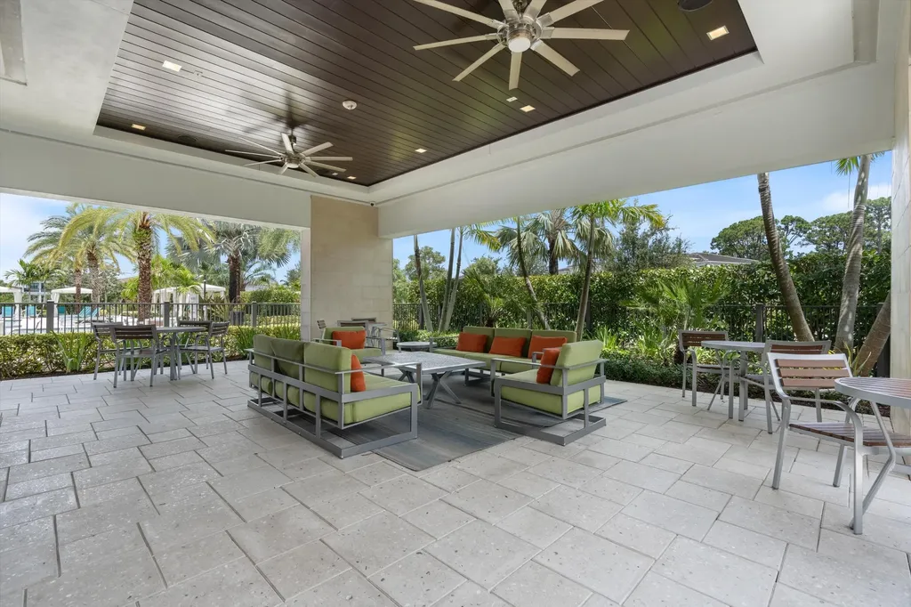 13211 Artisan Circle Palm Beach Gardens FL 33418