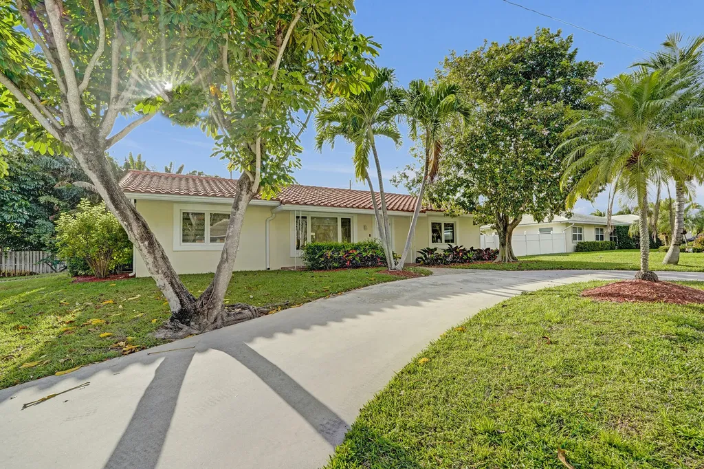 3779 NW 4th Court Boca Raton FL 33431