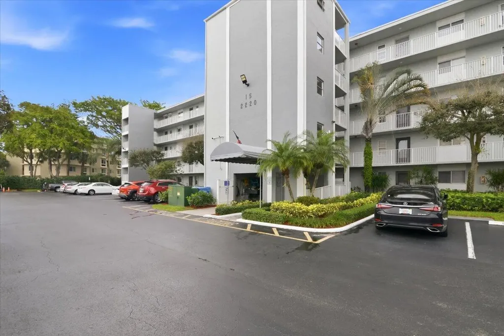2220 N Cypress Bend Drive Pompano Beach FL 33069