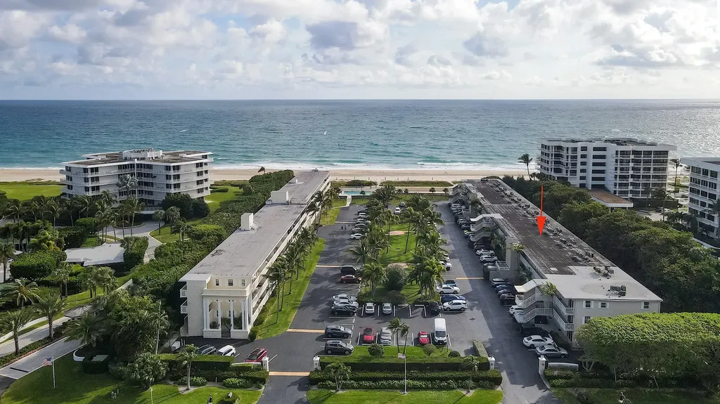 2565 S Ocean Boulevard Palm Beach FL 33480