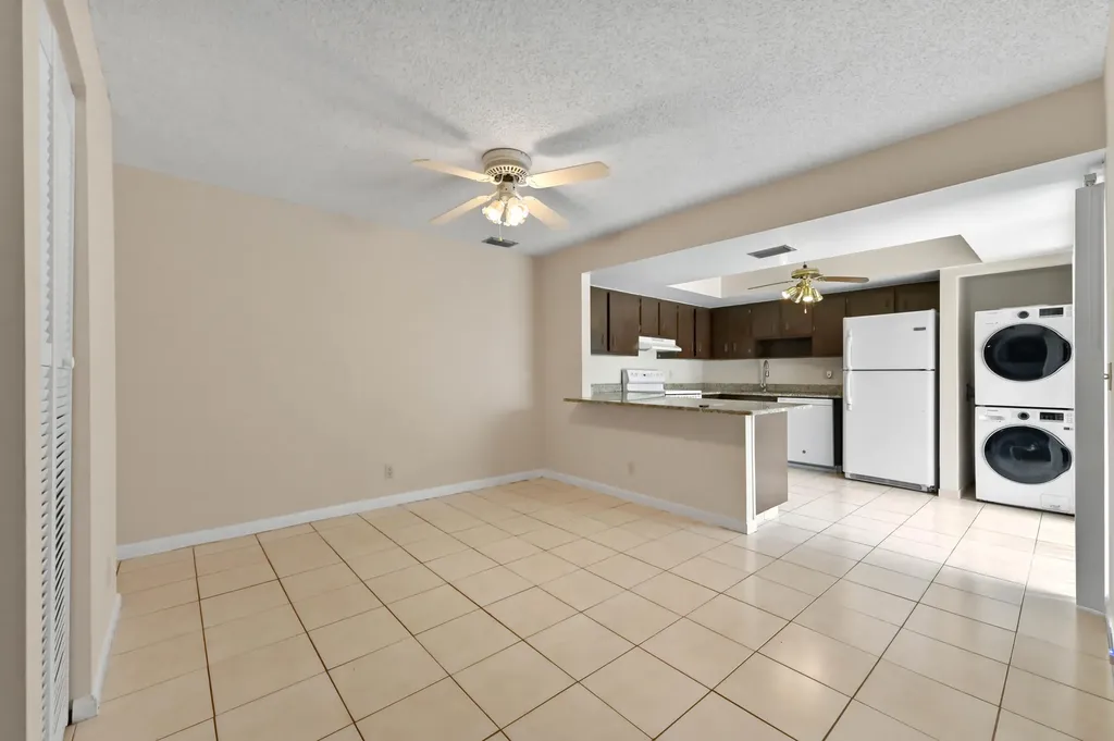 1606 Shaker Circle Wellington FL 33414