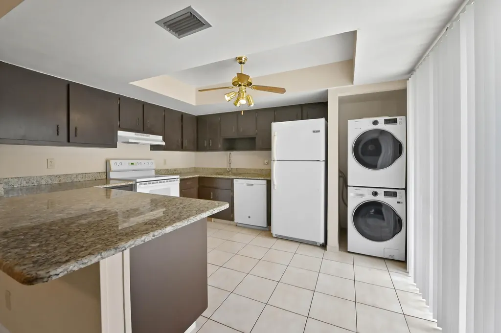 1606 Shaker Circle Wellington FL 33414
