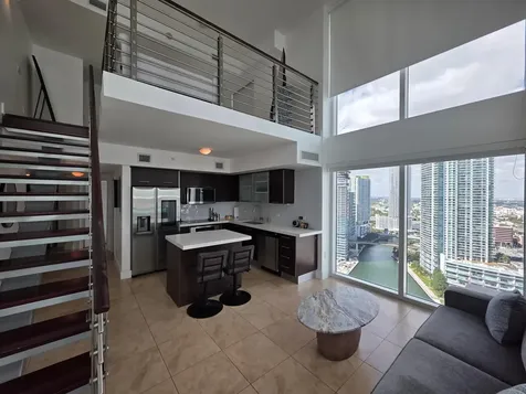 41 SE 5th Street Miami FL 33131