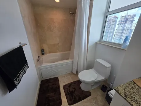 41 SE 5th Street Miami FL 33131