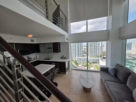 41 SE 5th Street Miami FL 33131