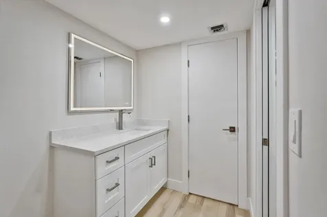 5220 Las Verdes Circle Delray Beach FL 33484
