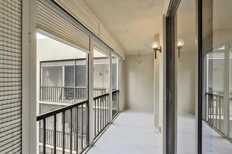 5220 Las Verdes Circle Delray Beach FL 33484