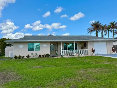 317 SE Verada Avenue Port St Lucie FL 34983