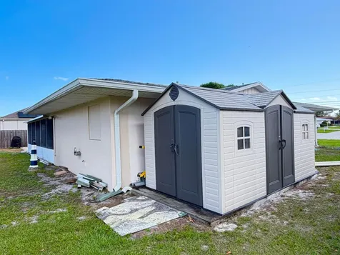 317 SE Verada Avenue Port St Lucie FL 34983