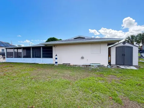 317 SE Verada Avenue Port St Lucie FL 34983