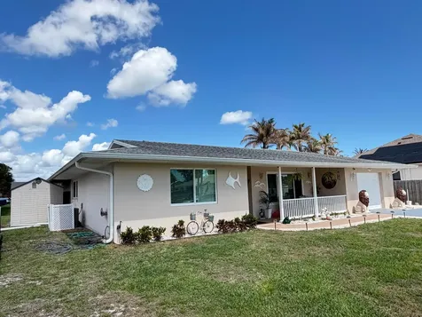 317 SE Verada Avenue Port St Lucie FL 34983