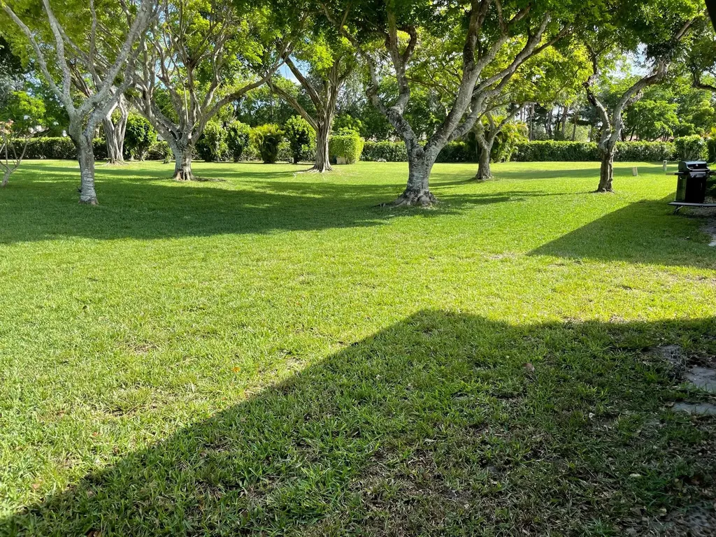 10938 Roebelini Palm Court Boynton Beach FL 33437