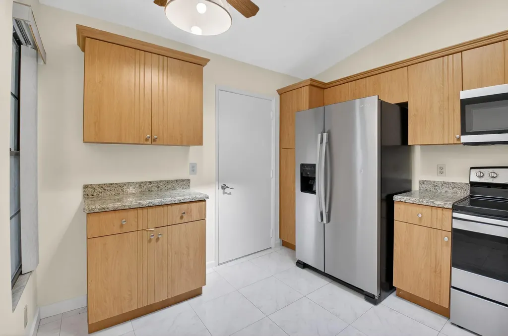10938 Roebelini Palm Court Boynton Beach FL 33437