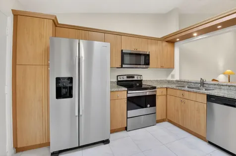 10938 Roebelini Palm Court Boynton Beach FL 33437