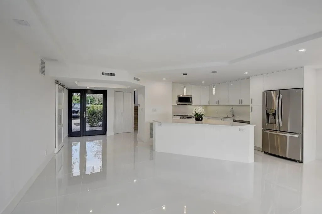 2006 Bridgewood Drive Boca Raton FL 33434