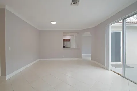 13243 NW 8th Street Pembroke Pines FL 33028