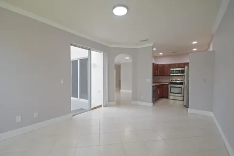 13243 NW 8th Street Pembroke Pines FL 33028