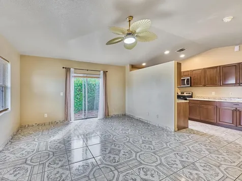 556 E Ridge Circle Circle N Boynton Beach FL 33435