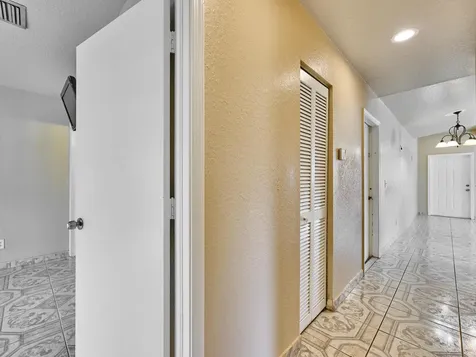556 E Ridge Circle Circle N Boynton Beach FL 33435