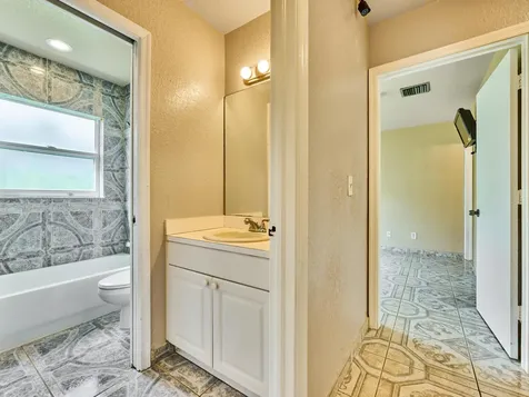 556 E Ridge Circle Circle N Boynton Beach FL 33435