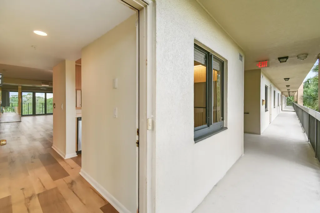 1701 Marina Isle Way Jupiter FL 33477