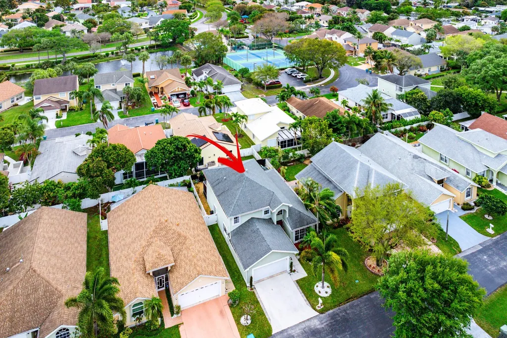 1030 Fairfax Circle W Boynton Beach FL 33436