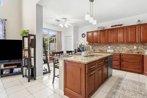 1030 Fairfax Circle W Boynton Beach FL 33436