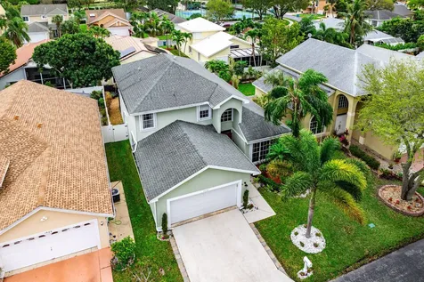 1030 Fairfax Circle W Boynton Beach FL 33436