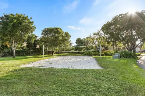 1030 Fairfax Circle W Boynton Beach FL 33436