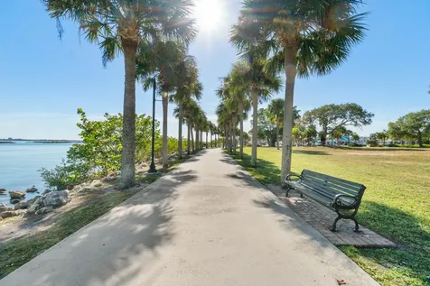 1817 Party Place Fort Pierce FL 34947