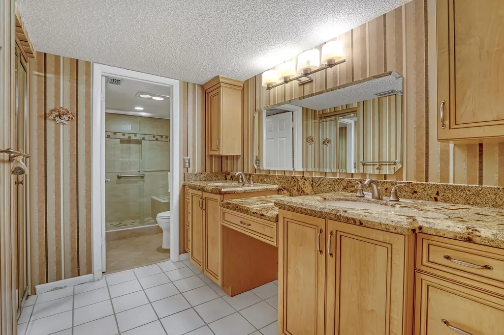 5869 Sugar Palm Court Delray Beach FL 33484